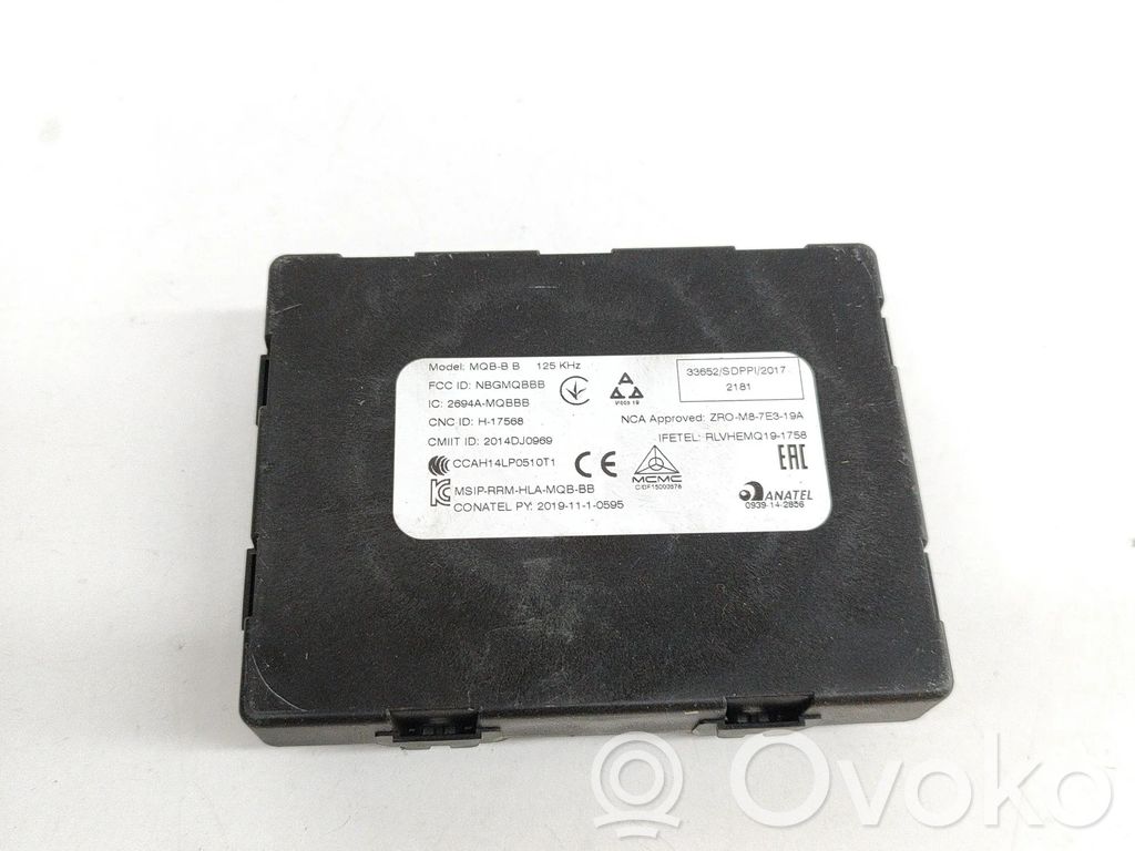 Volkswagen PASSAT B8 Unidad de control/módulo del control remoto 