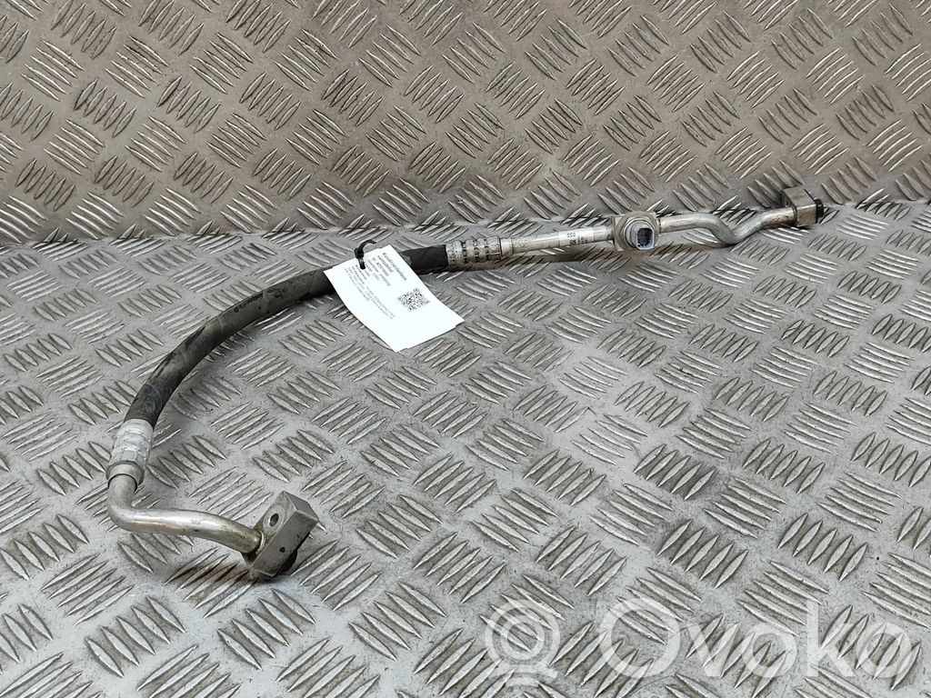 Skoda Enyaq iV Ilmastointilaitteen putki (A/C) 