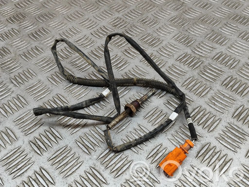 Volkswagen Amarok Öltemperatur Sensor Fühler Geber 