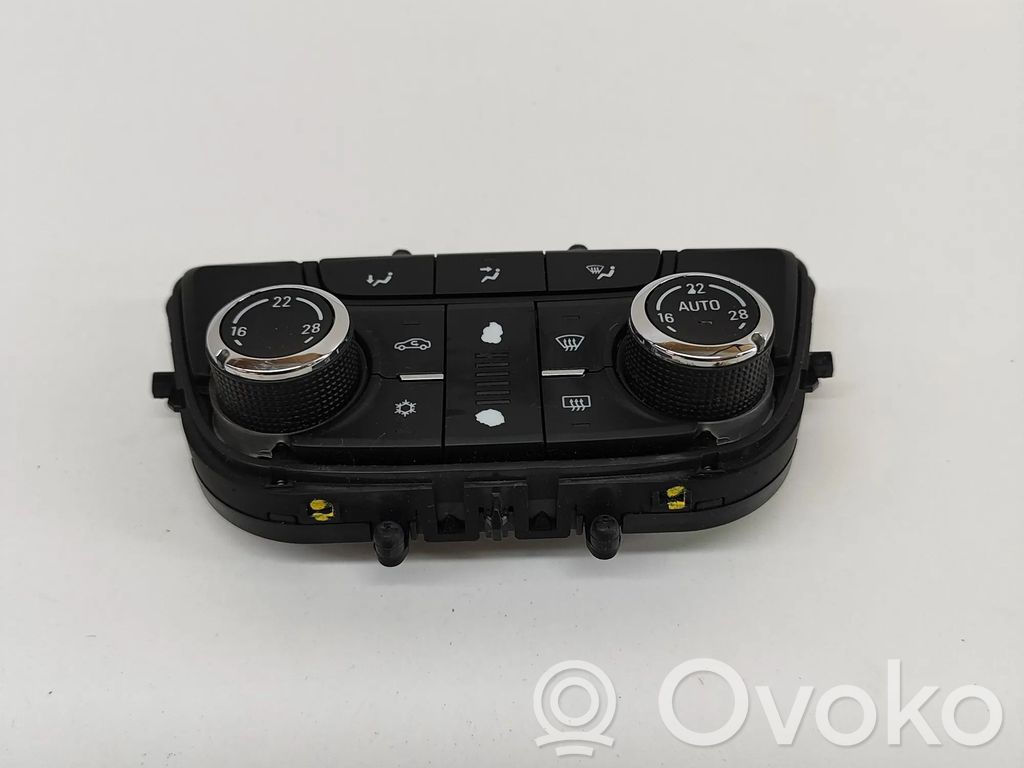 Opel Mokka Interior fan control switch 