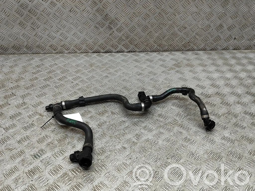 BMW 3 G20 G21 Tubo flessibile del liquido di raffreddamento del motore 