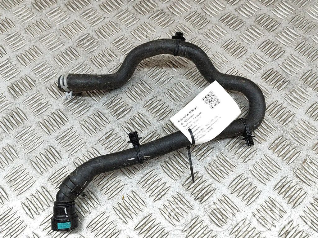 Polestar 2 Engine coolant pipe/hose 