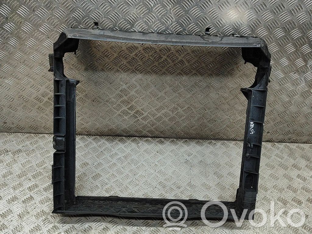 BMW X5 E70 Radiatoru panelis 