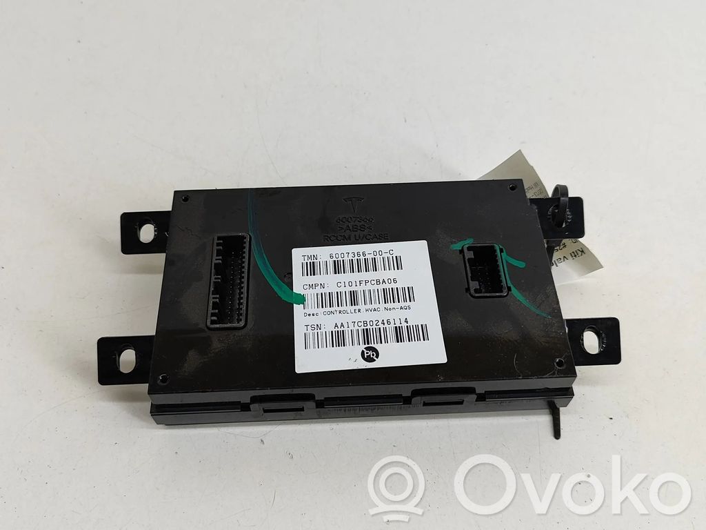 Tesla Model X Panel klimatyzacji 