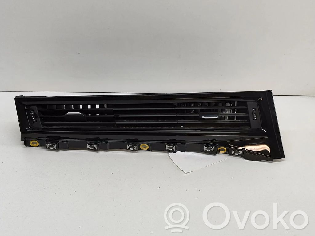 Audi A1 Dashboard air vent grill cover trim 