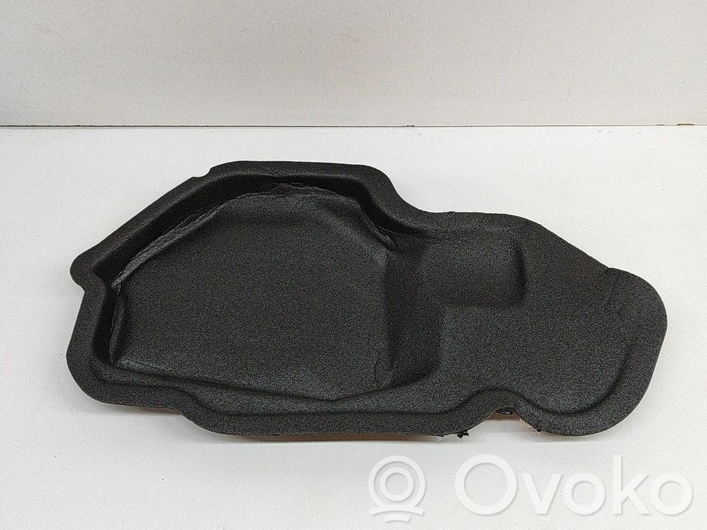 Aston Martin DB11 Schalldämmung der Brandwand 