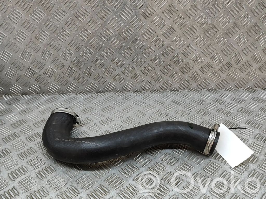 Ford Puma Välijäähdyttimen letku 