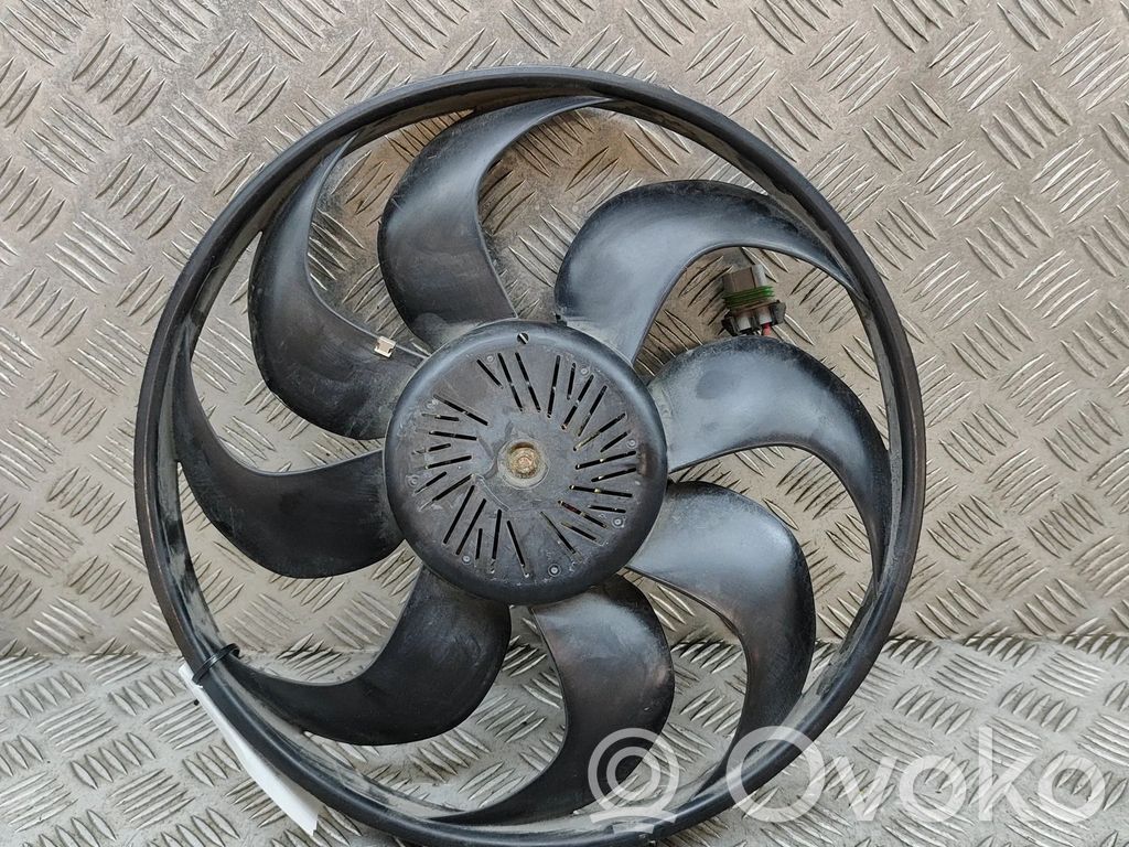 Ford Focus Lüfterrad 