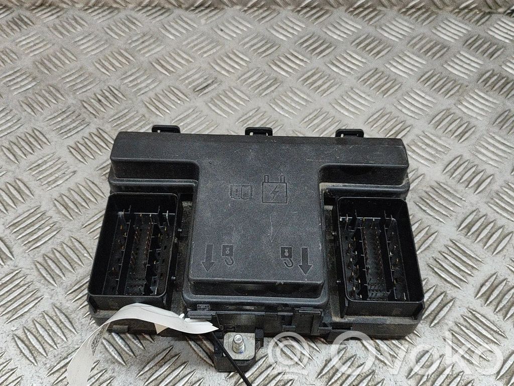 Ford Ranger Juego de caja de fusibles 