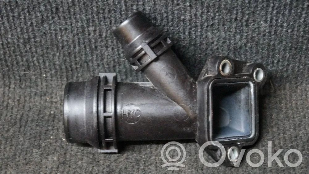 BMW X5 E70 Alte piese compartiment motor 