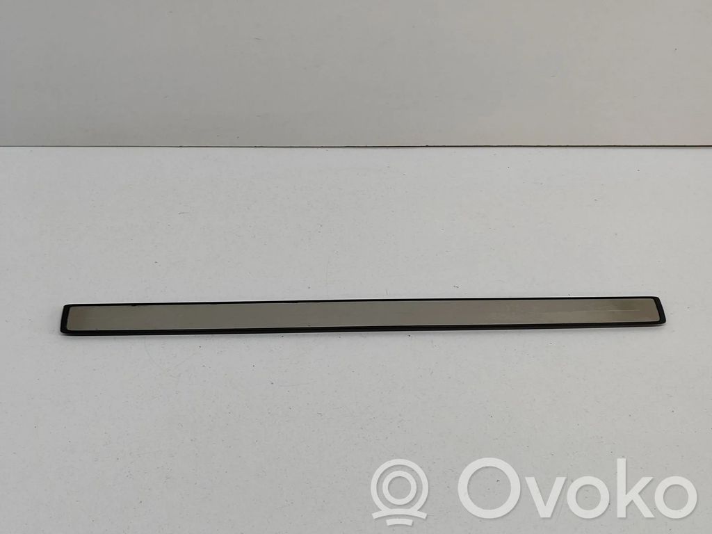 Polestar 2 Copertura del rivestimento del sottoporta anteriore