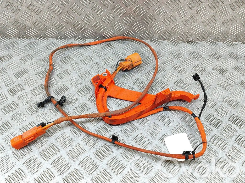 Tesla Model 3 Muu johtosarja 