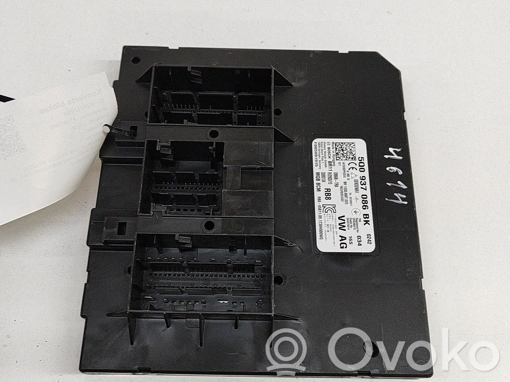 Volkswagen PASSAT B8 Modul de control caroserie central 