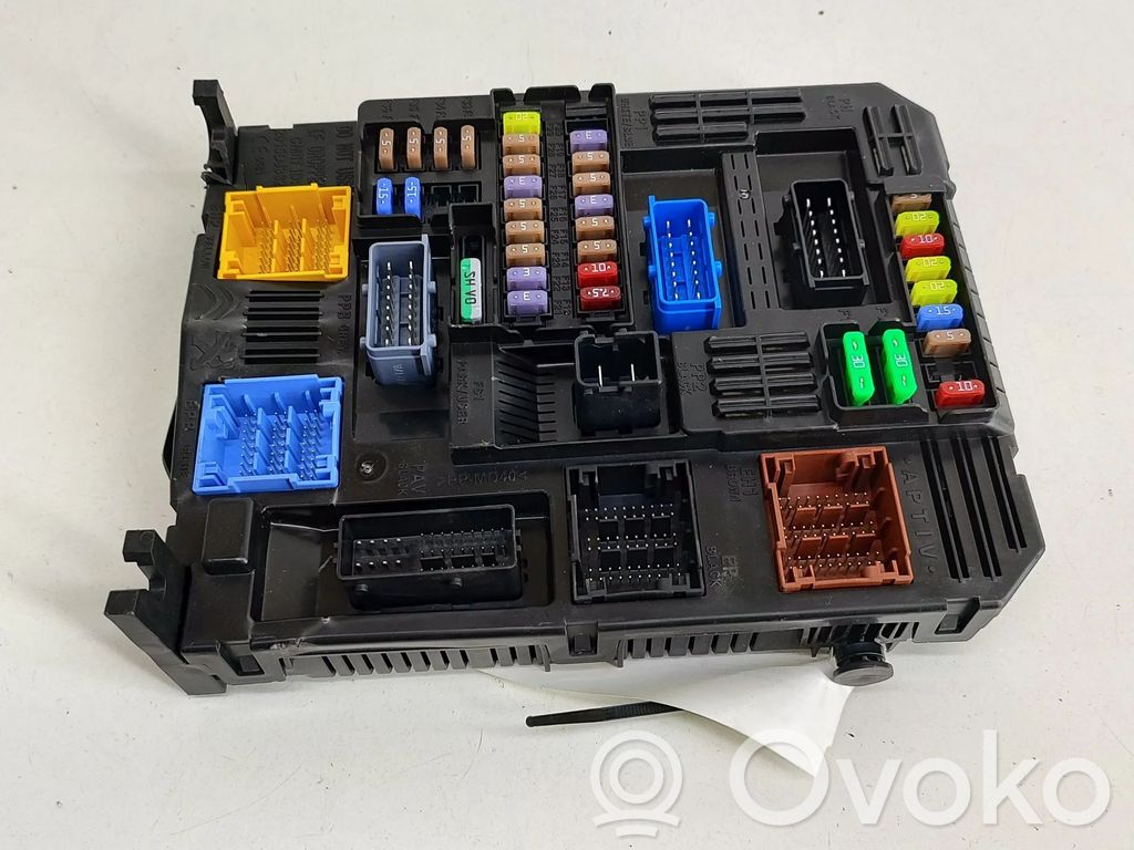 Citroen C4 II Fuse module 
