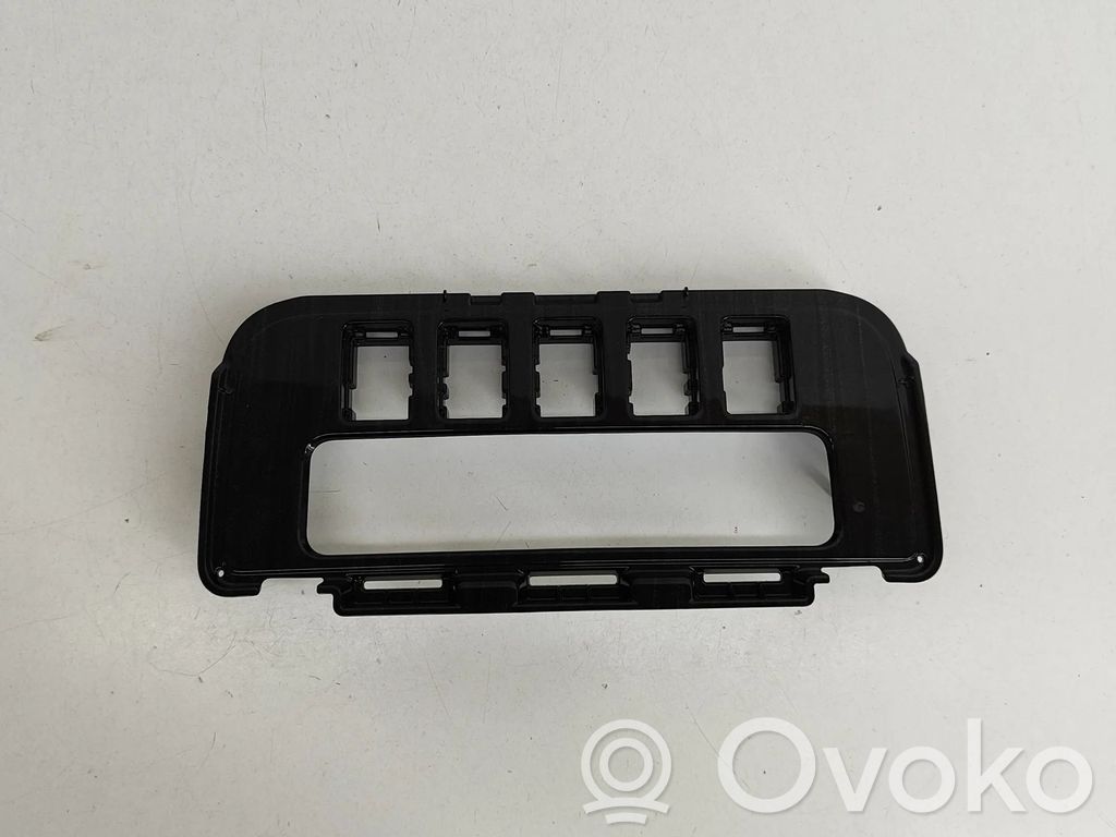 Mitsubishi Outlander Ramă ornament torpedou bord