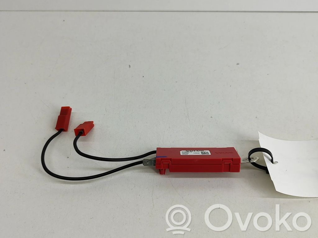 Volvo S90, V90 Amplificatore antenna