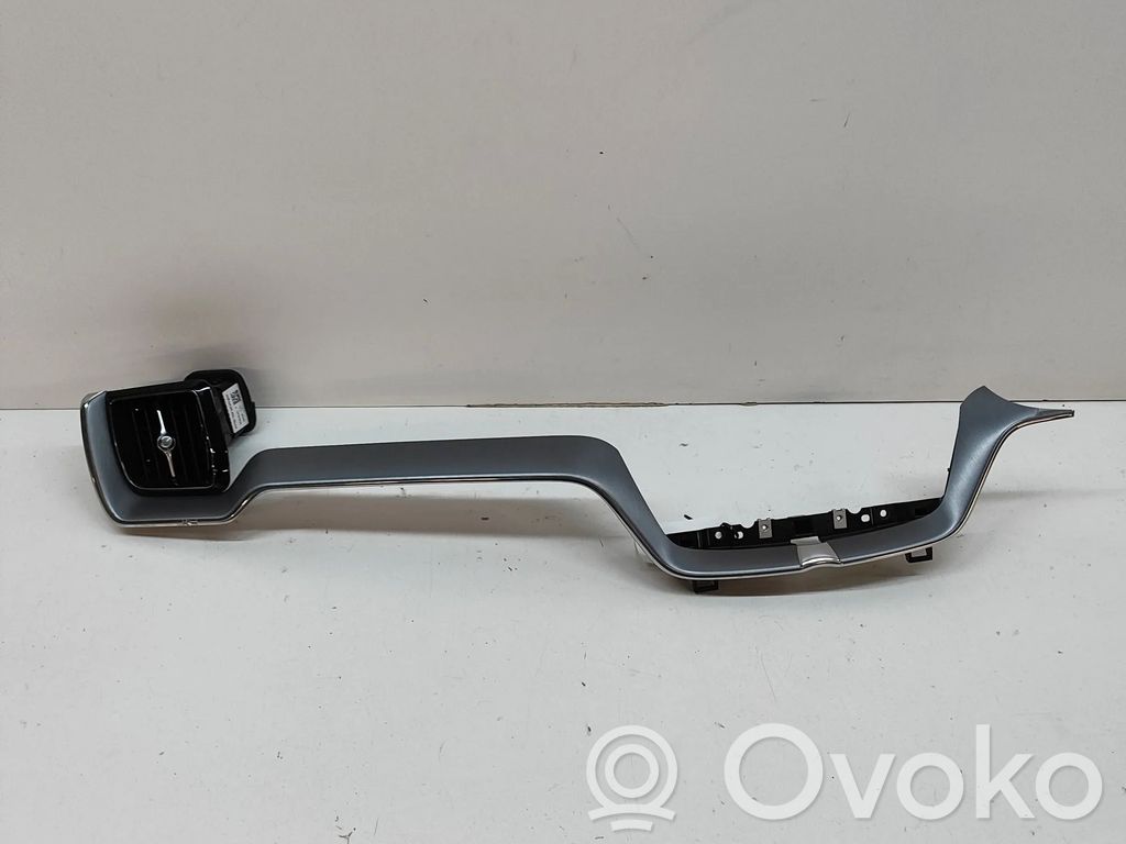 Volvo XC60 Ramka schowka deski rozdzielczej 