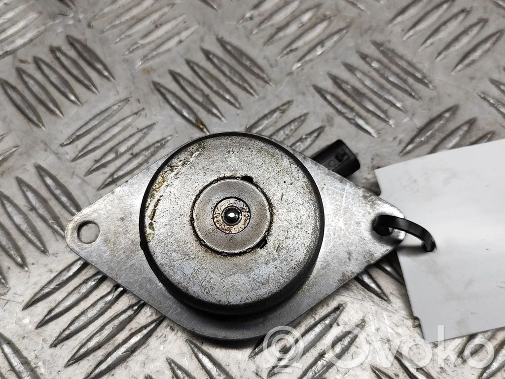 Opel Astra J Polea del cigüeñal/VANOS 