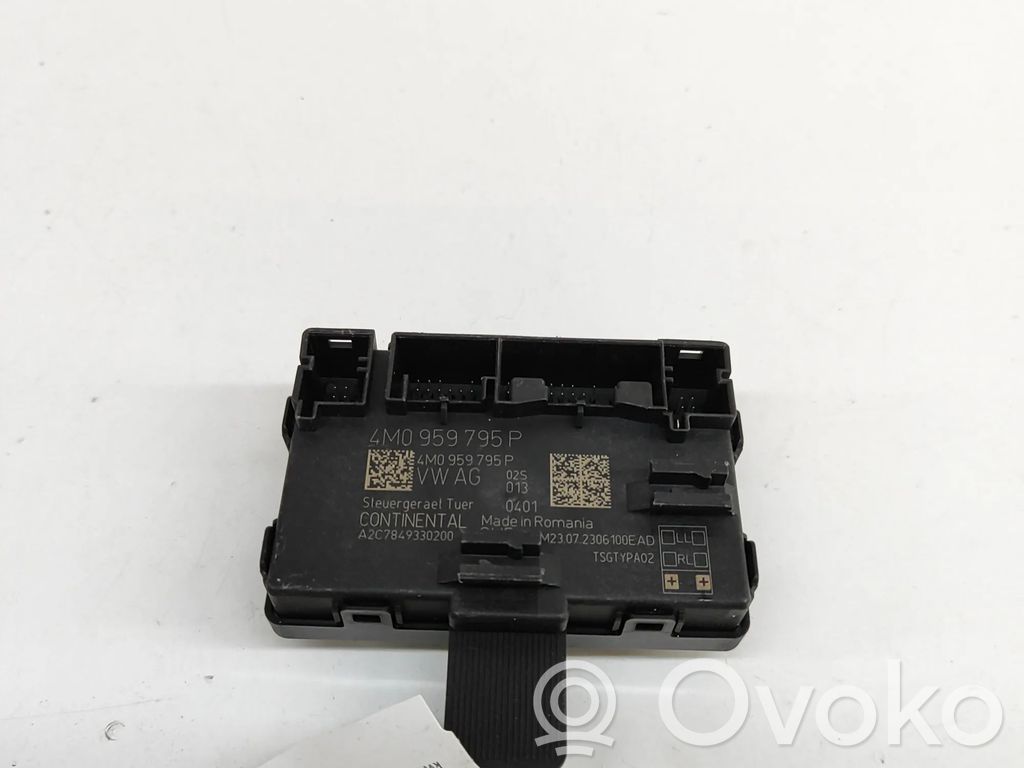 Audi A4 S4 B9 8W Unidad de control/módulo de la puerta 