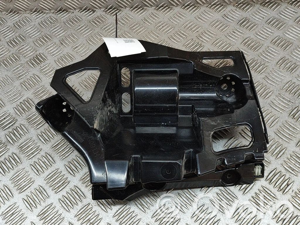 BMW XM Takapuskurin kannake