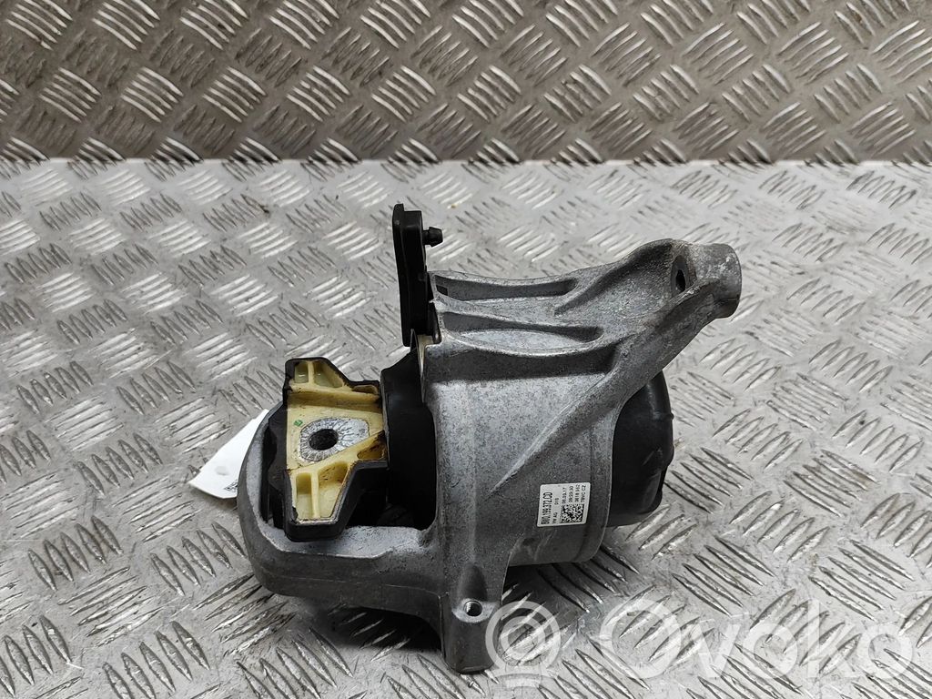 Audi A4 Allroad B9 Engine mount bracket 