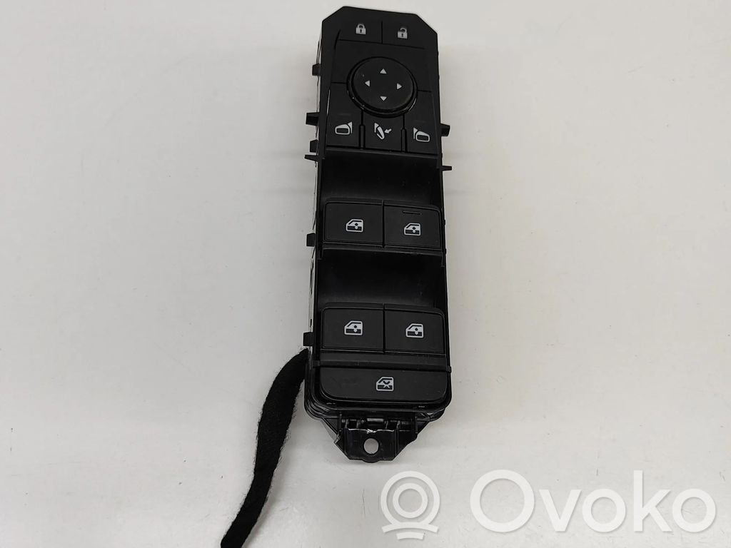 Nissan Qashqai J12 Comutator comandă geamuri electrice 