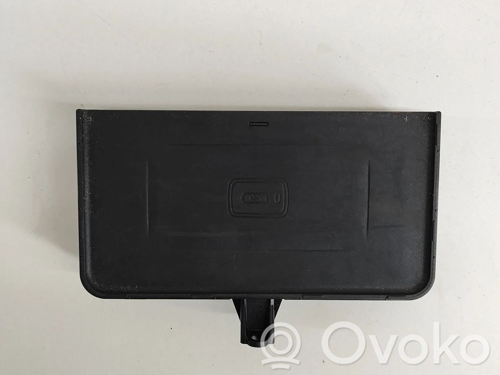 BMW 5 G30 G31 G38 Modul încărcare wireless 