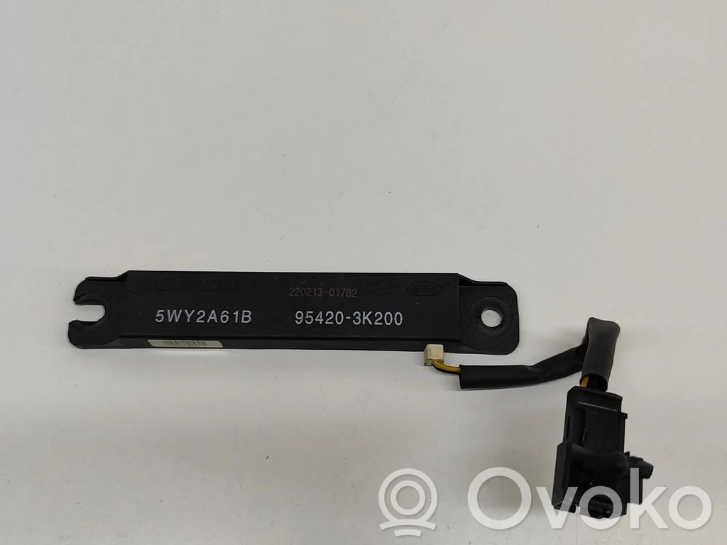 KIA Optima Antenne des Keyless-Systems 