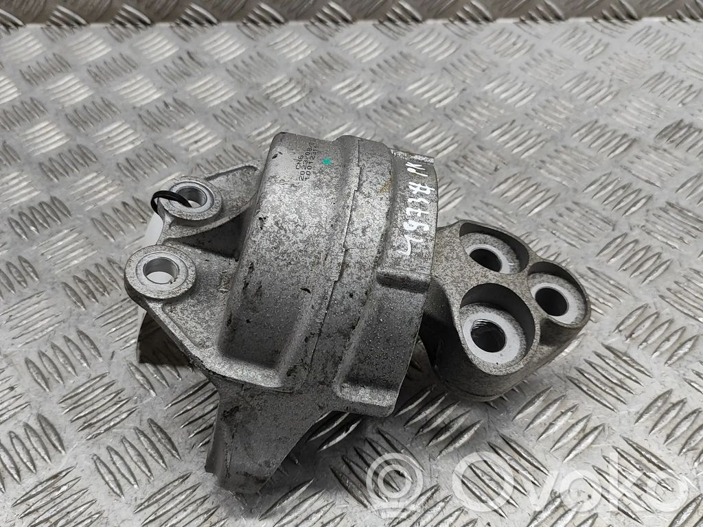MG HS Engine mount bracket 