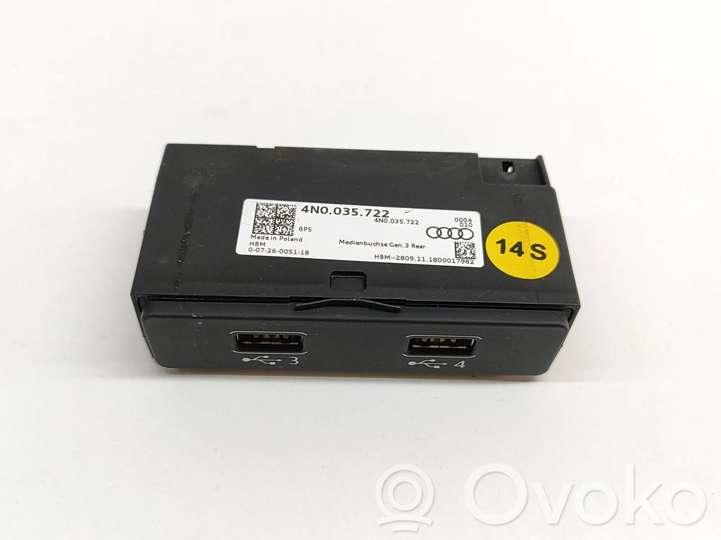 USB-pistokeliitin   4N0035722