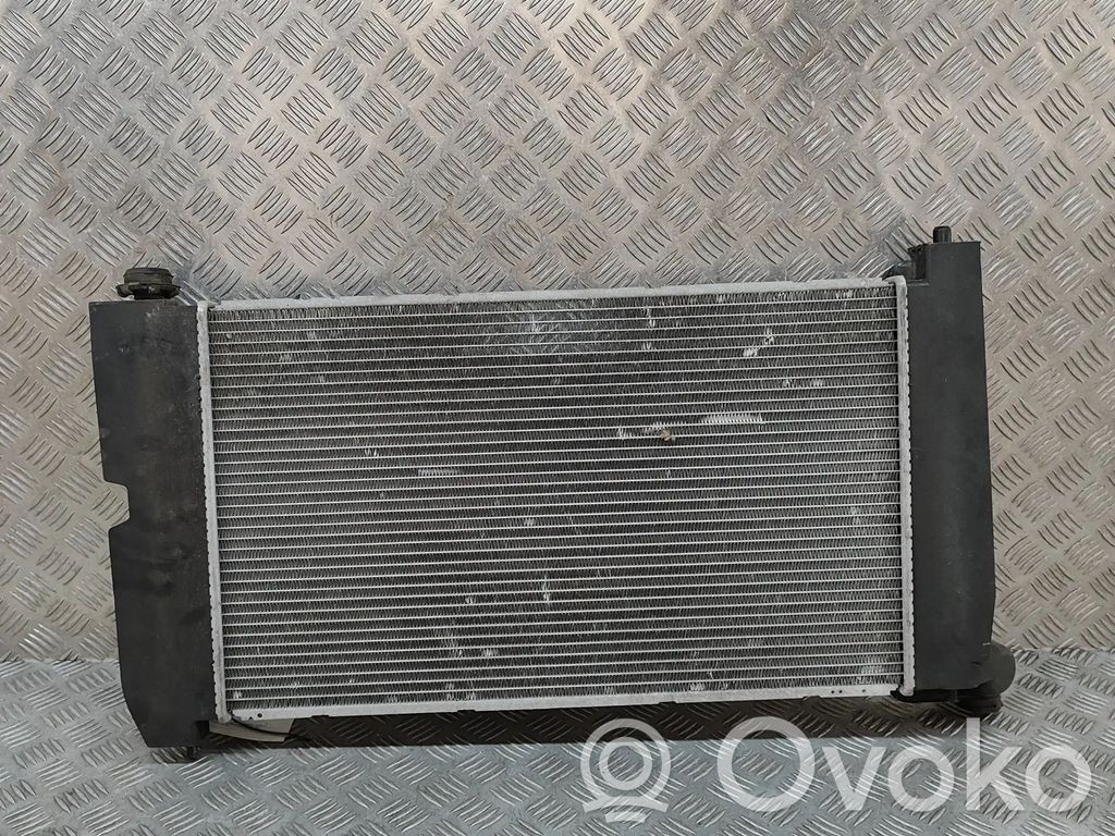 Toyota Corolla E120 E130 Chłodnica 