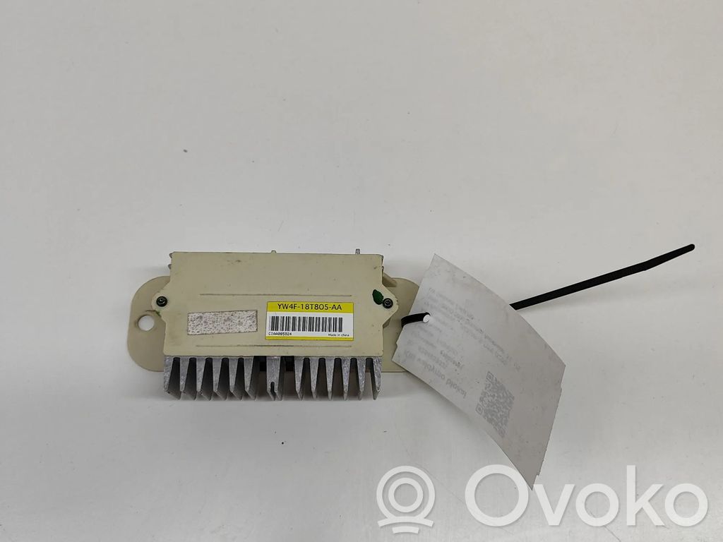 Jaguar S-Type Antenos stiprintuvas 