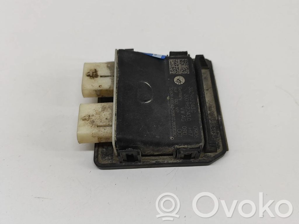 Unidad de control/módulo del maletero/compartimiento de carga   3G0962243C