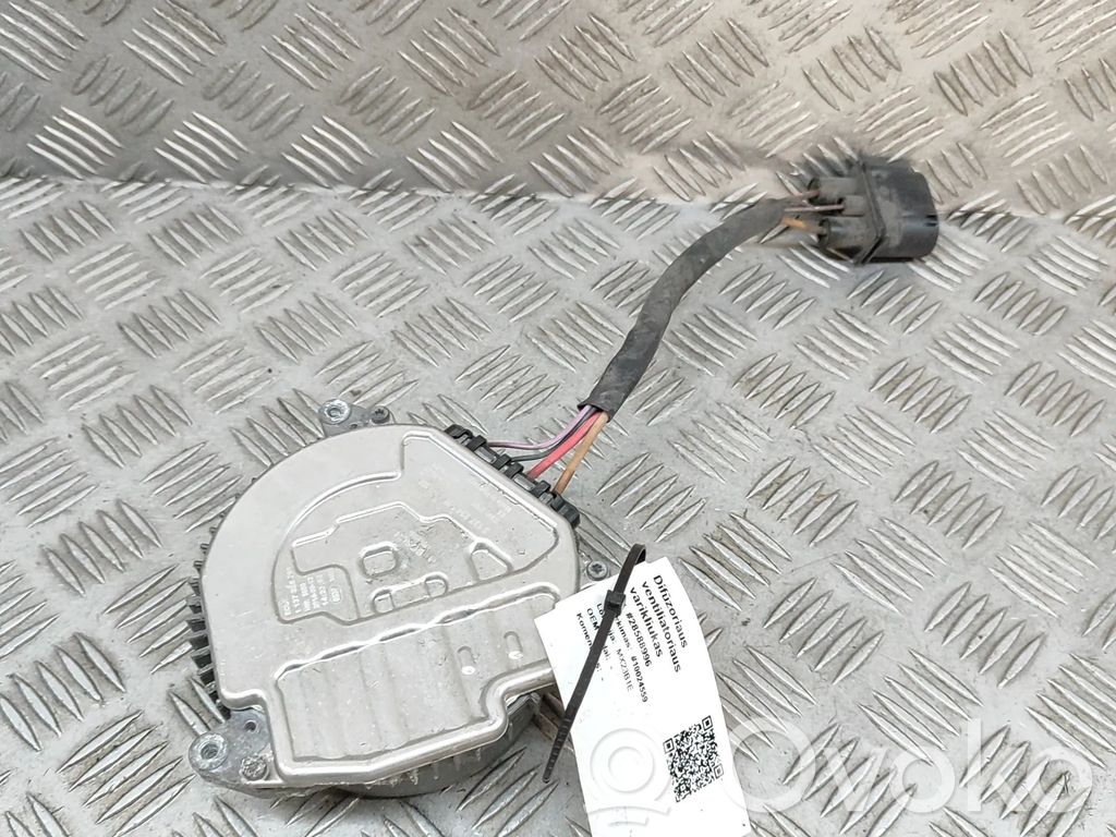 Mercedes-Benz C W205 Elektryczny wentylator chłodnicy 