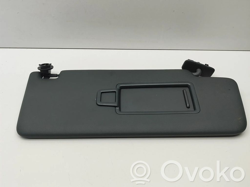 Audi Q4 e-tron Visera parasol 