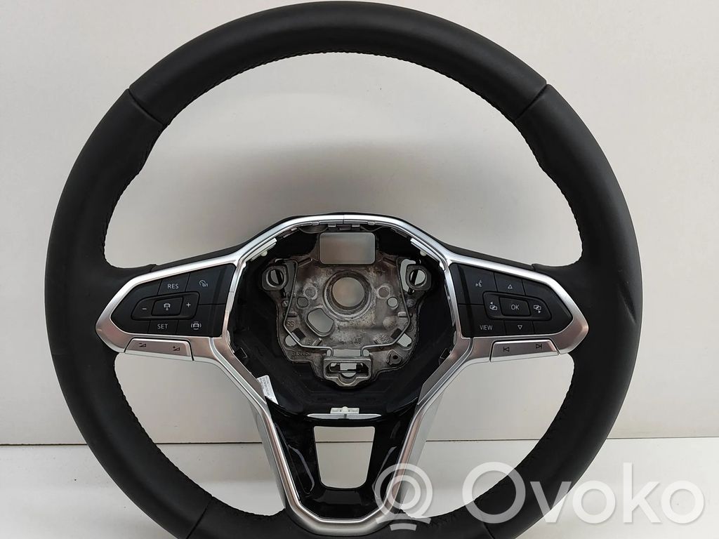 Volkswagen Golf VIII Ohjauspyörä 