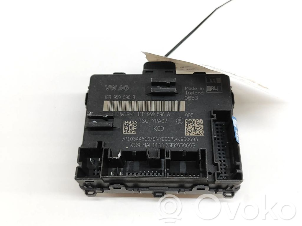 Skoda Enyaq iV Door control unit/module 