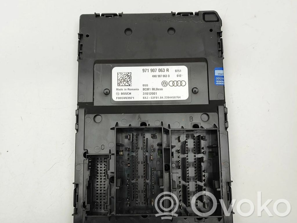 Porsche Cayenne (9Y0 9Y3) Modul de control caroserie central 
