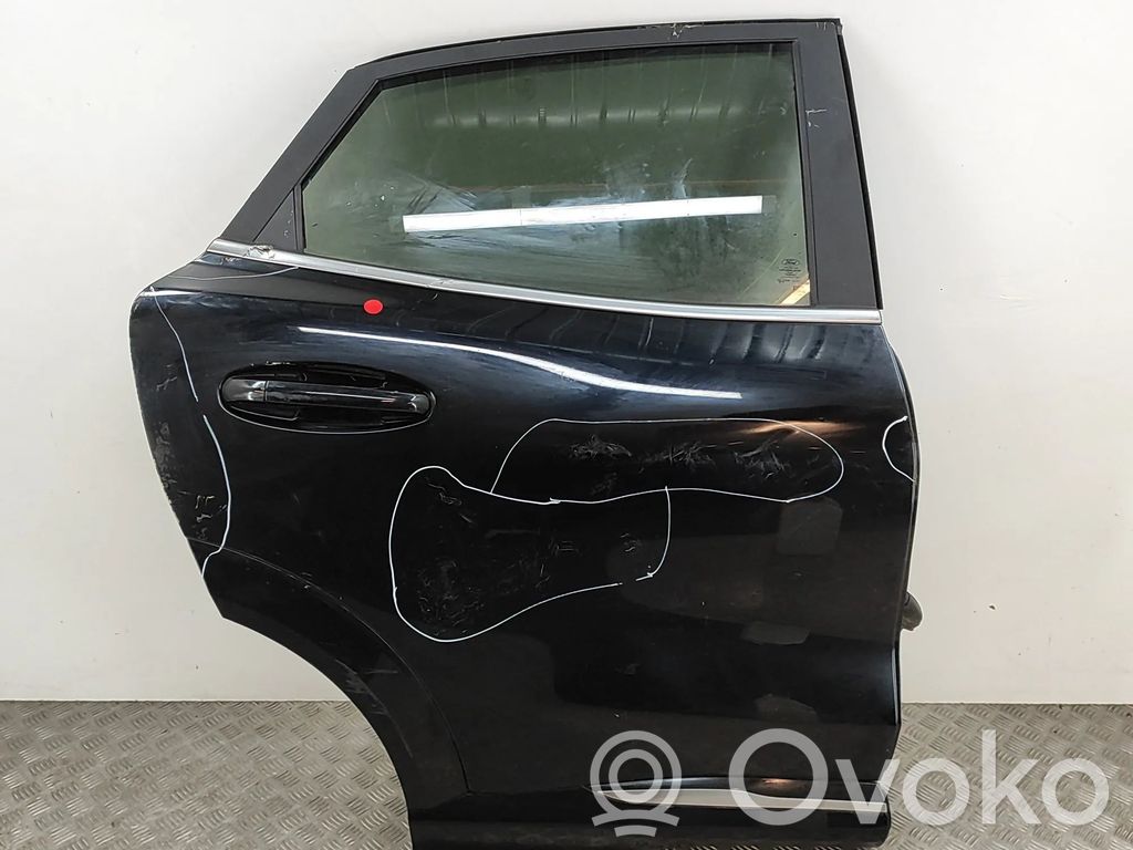 Ford Puma Galinės durys 