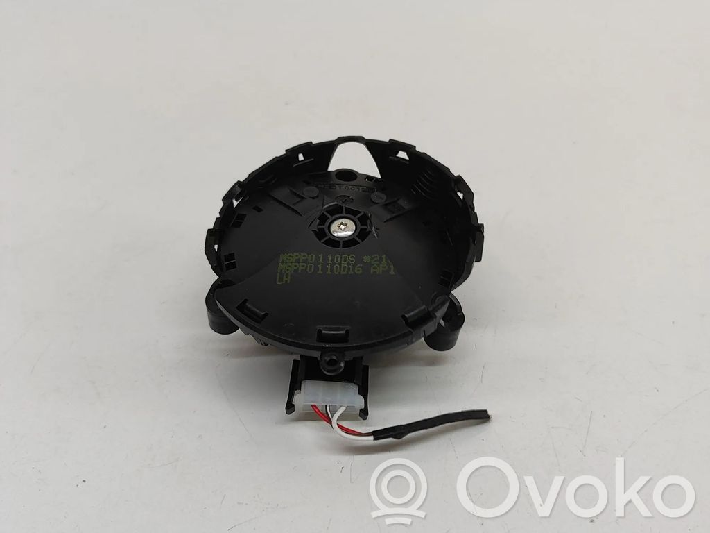 Toyota Yaris Cross Módulo de control del espejo lateral 