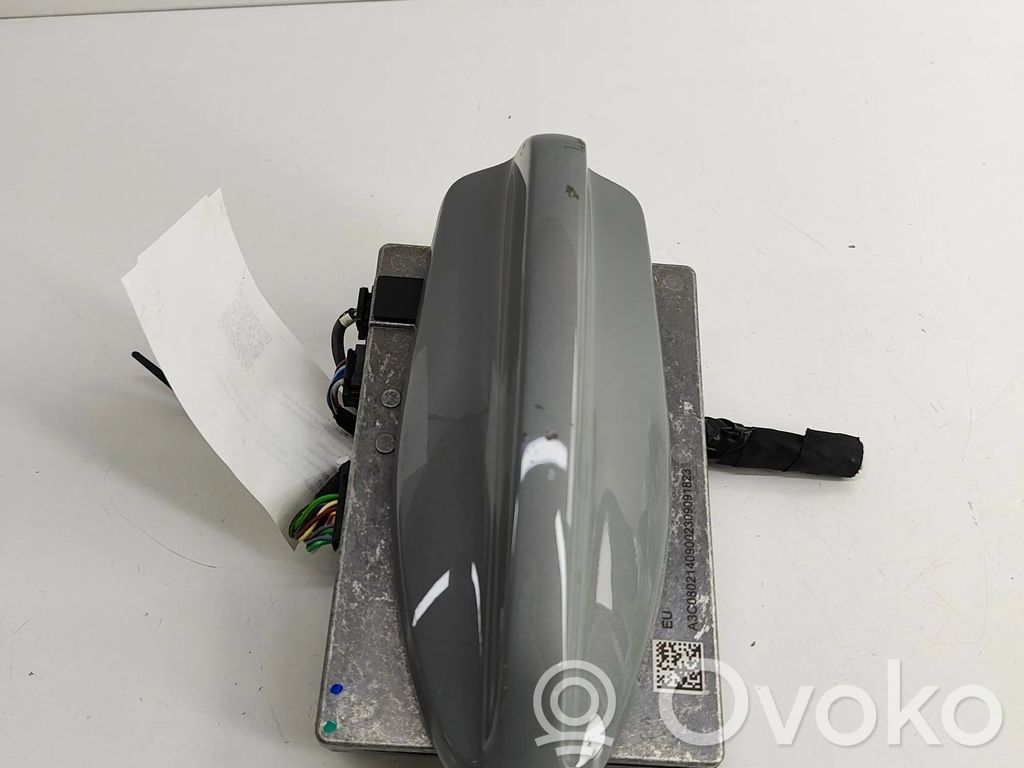 Volvo XC40 GPS-pystyantenni 