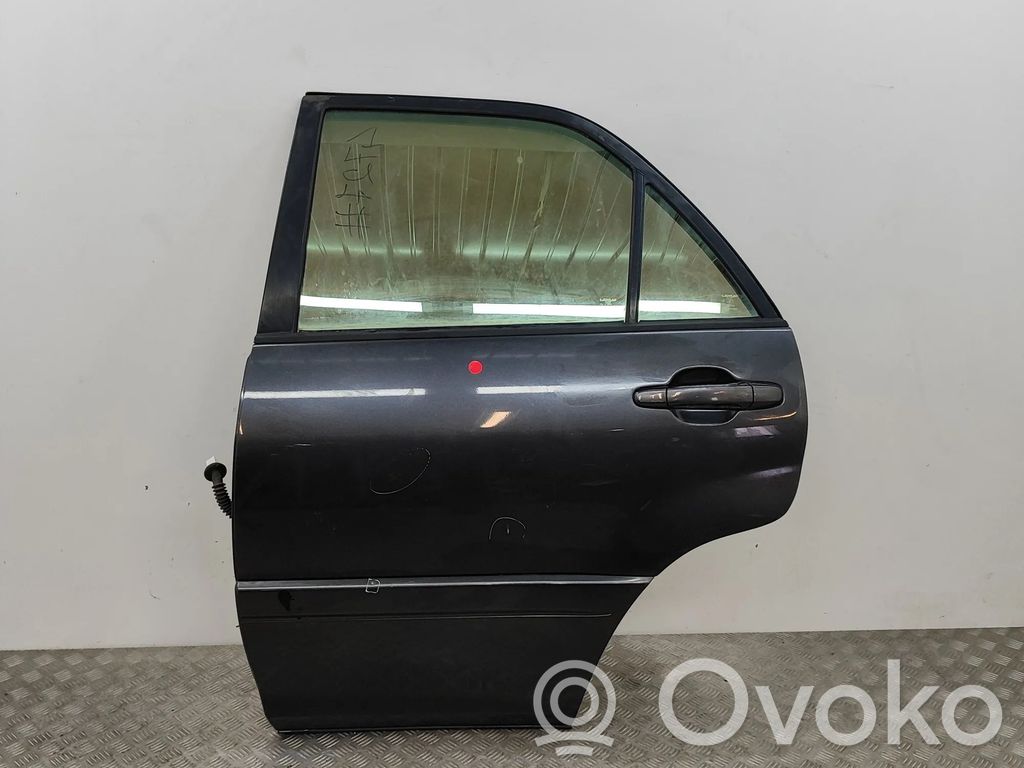 Lexus RX XU10 Puerta trasera 
