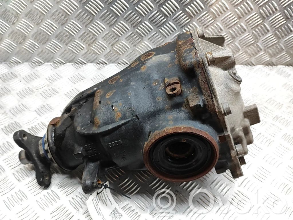 Tylny mechanizm różnicowy   8694983,7589965,7544873