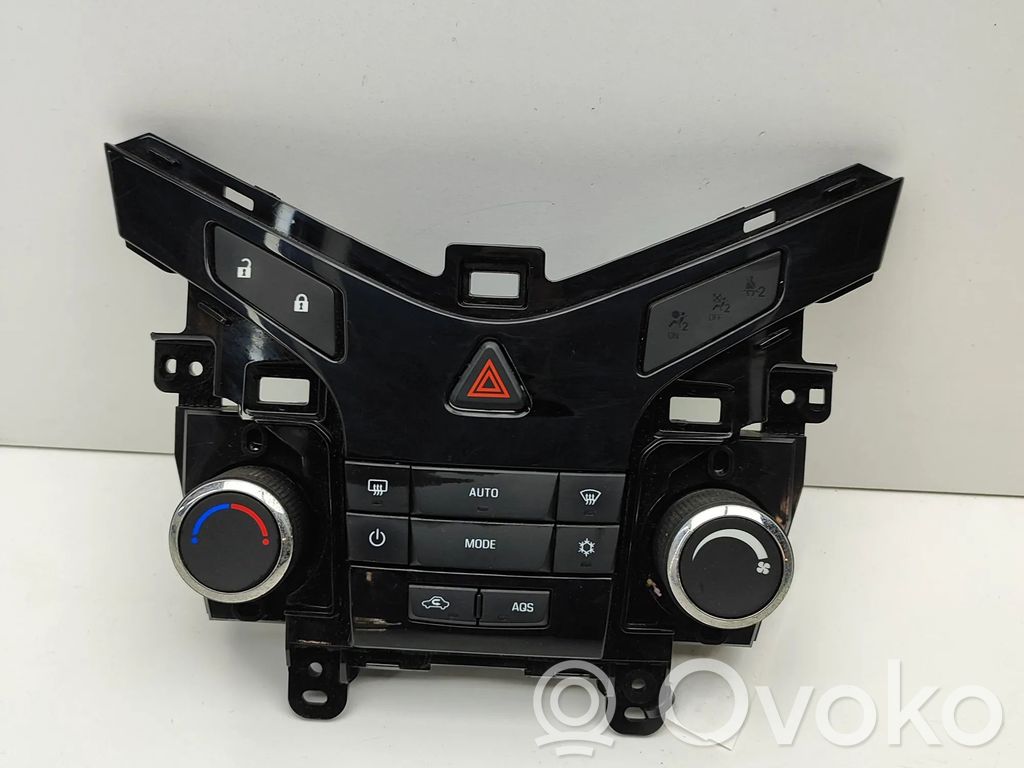 Chevrolet Cruze Interior fan control switch 