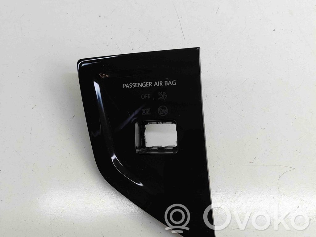 Volkswagen Polo VI Inny elementy tunelu środkowego 