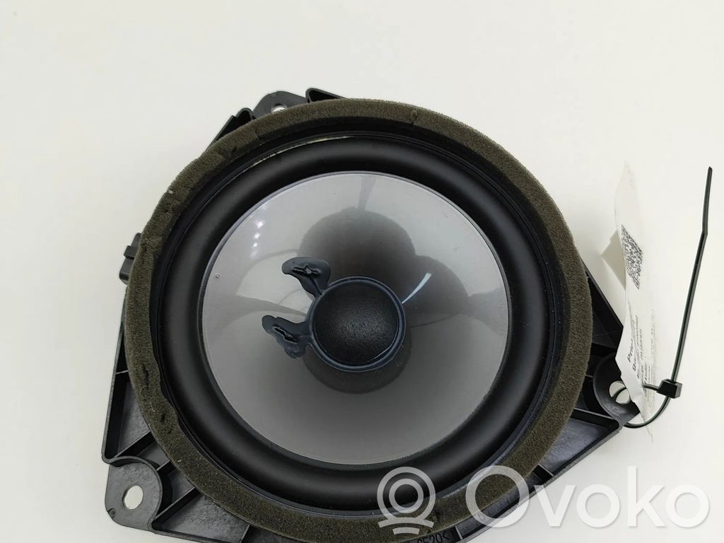Altavoz de la puerta delantera   8616078050