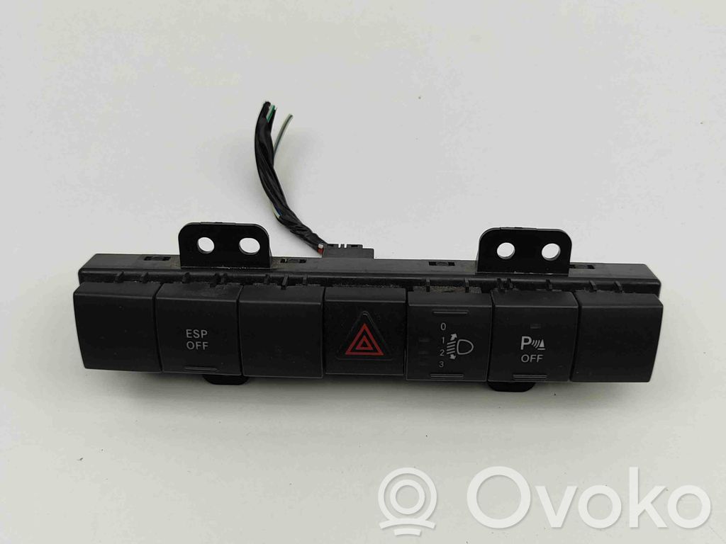 Dodge Nitro Botón interruptor de luz de peligro 