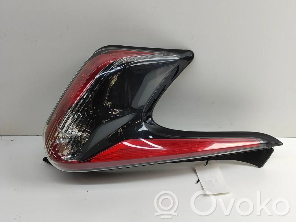 Nissan Juke I F15 Lampa tylna 