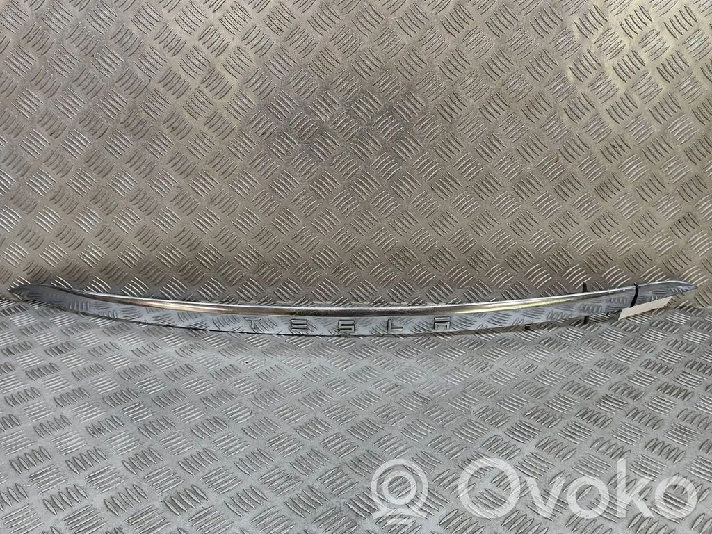 Tesla Model X Garniture de hayon 