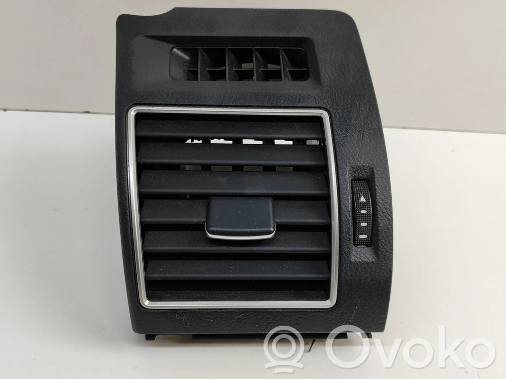 Toyota Land Cruiser (J200) Copertura griglia di ventilazione cruscotto